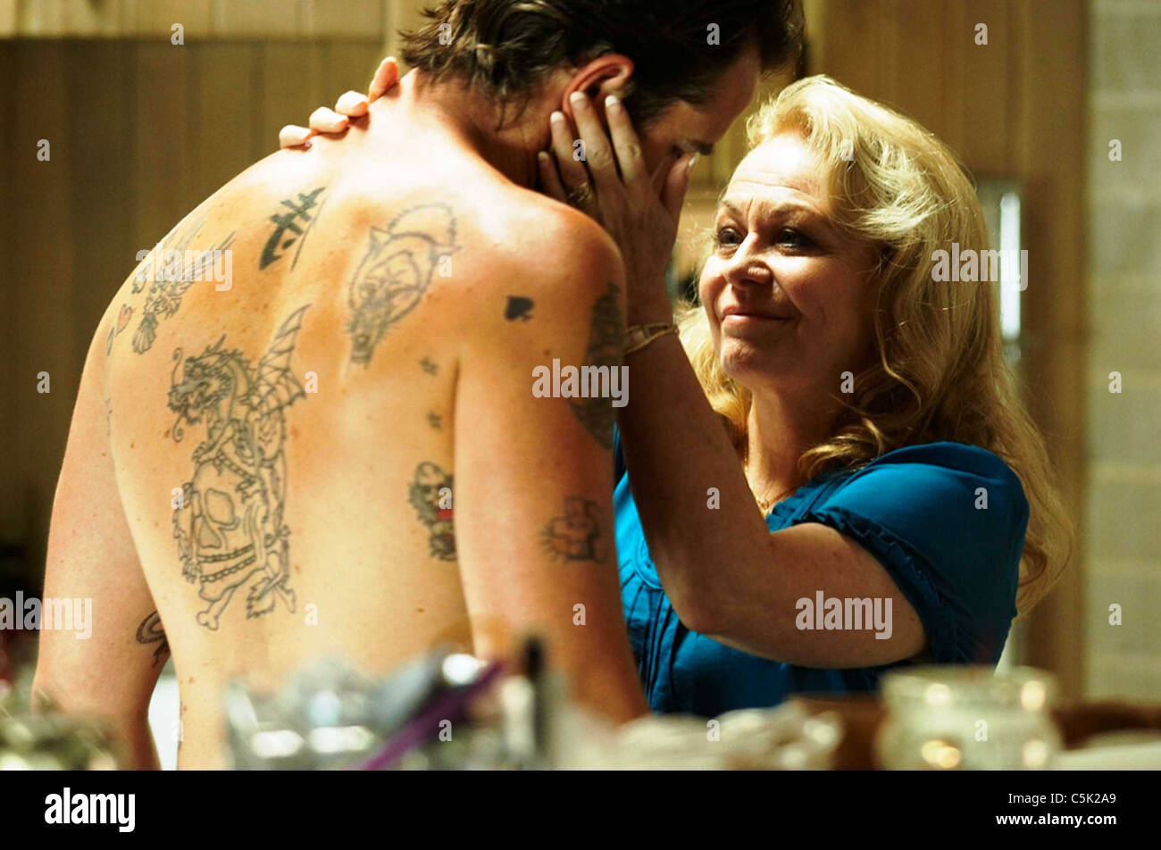 ANIMAL KINGDOM 2010 Porchlight Productions/Film Australia film avec Sullivan Stapleton et Jacqui Weaver Banque D'Images