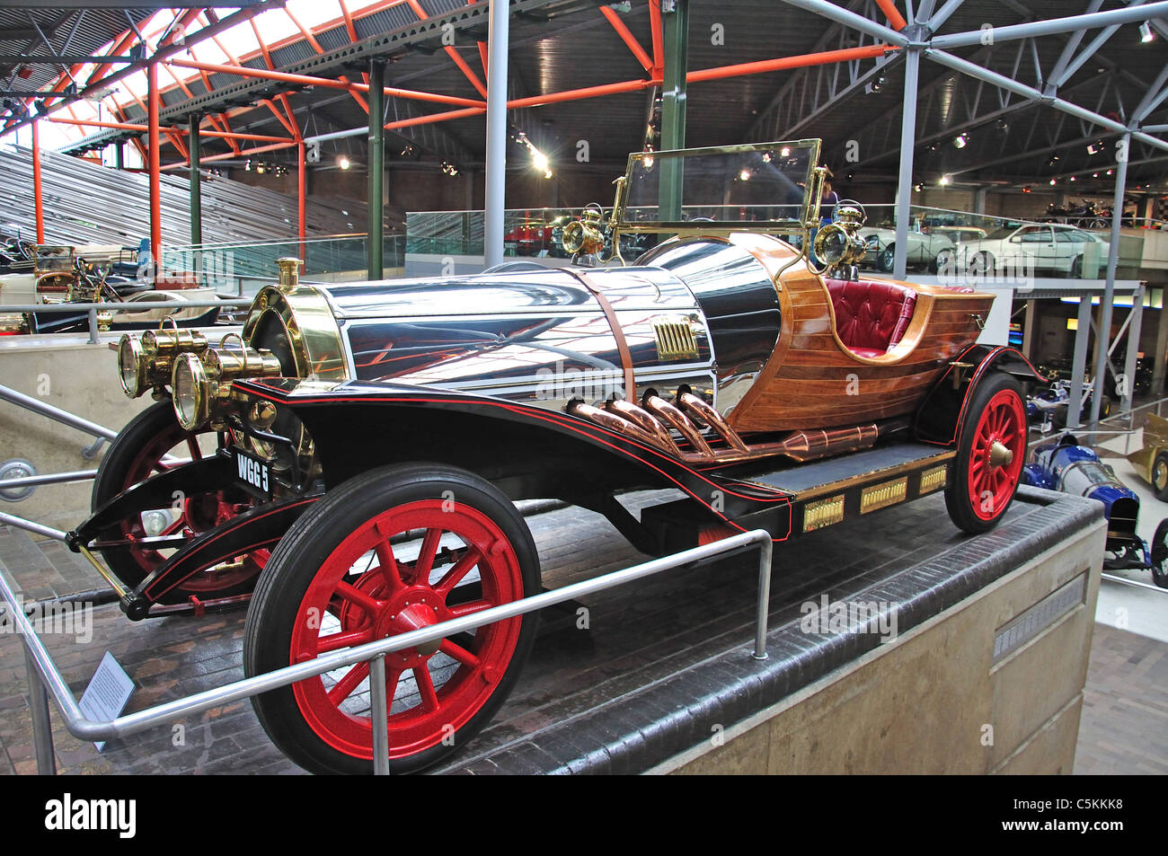 "Chitty Chitty Bang Bang" réplique voiture, le National Motor Museum, Beaulieu, New Forest, Hampshire, Angleterre, Royaume-Uni Banque D'Images