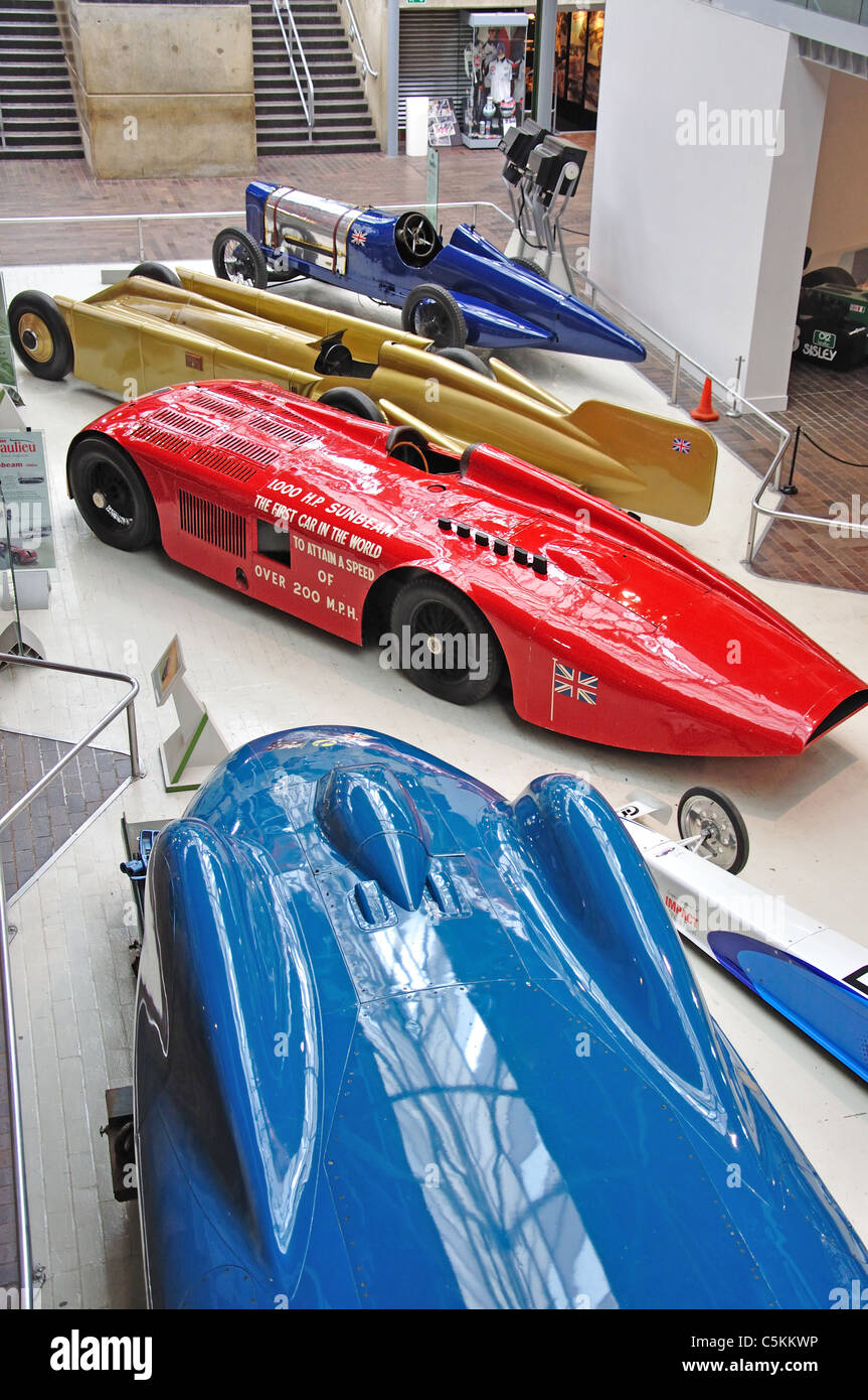 Bluebird et Sunbeam voitures du monde de vitesse au sol, le National Motor Museum, Beaulieu, New Forest, Hampshire, Angleterre, Royaume-Uni Banque D'Images