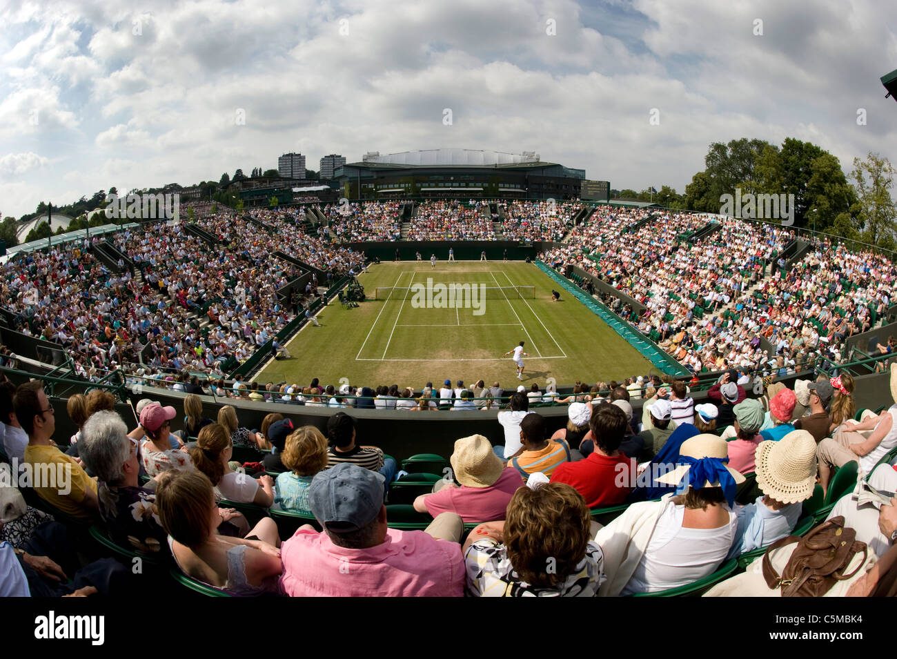 Vue sur cour 2 en 2009 aux Championnats de tennis de Wimbledon Banque D'Images