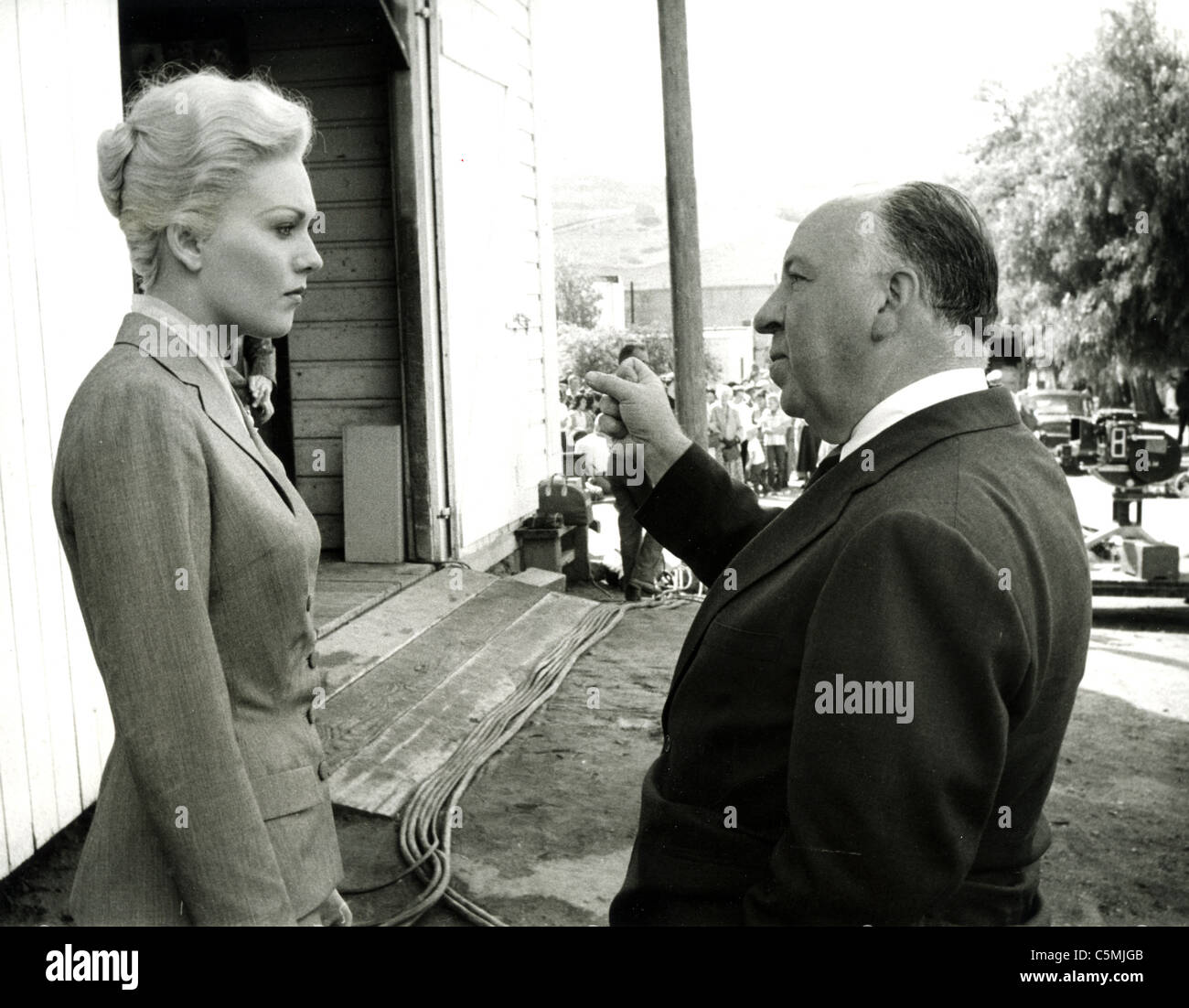 ALFRED HITCHCOCK avec Kim Novak sur l'ensemble de "Vertigo" en 1958 Banque D'Images