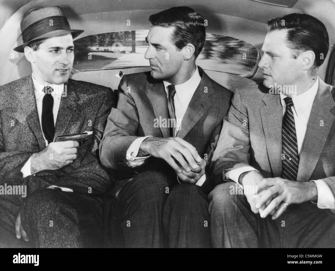 NORTH BY NORTHWEST 1959 MGM film avec de gauche à droite : Robert Ellenstein, Cary Grant et Adam Williams Banque D'Images