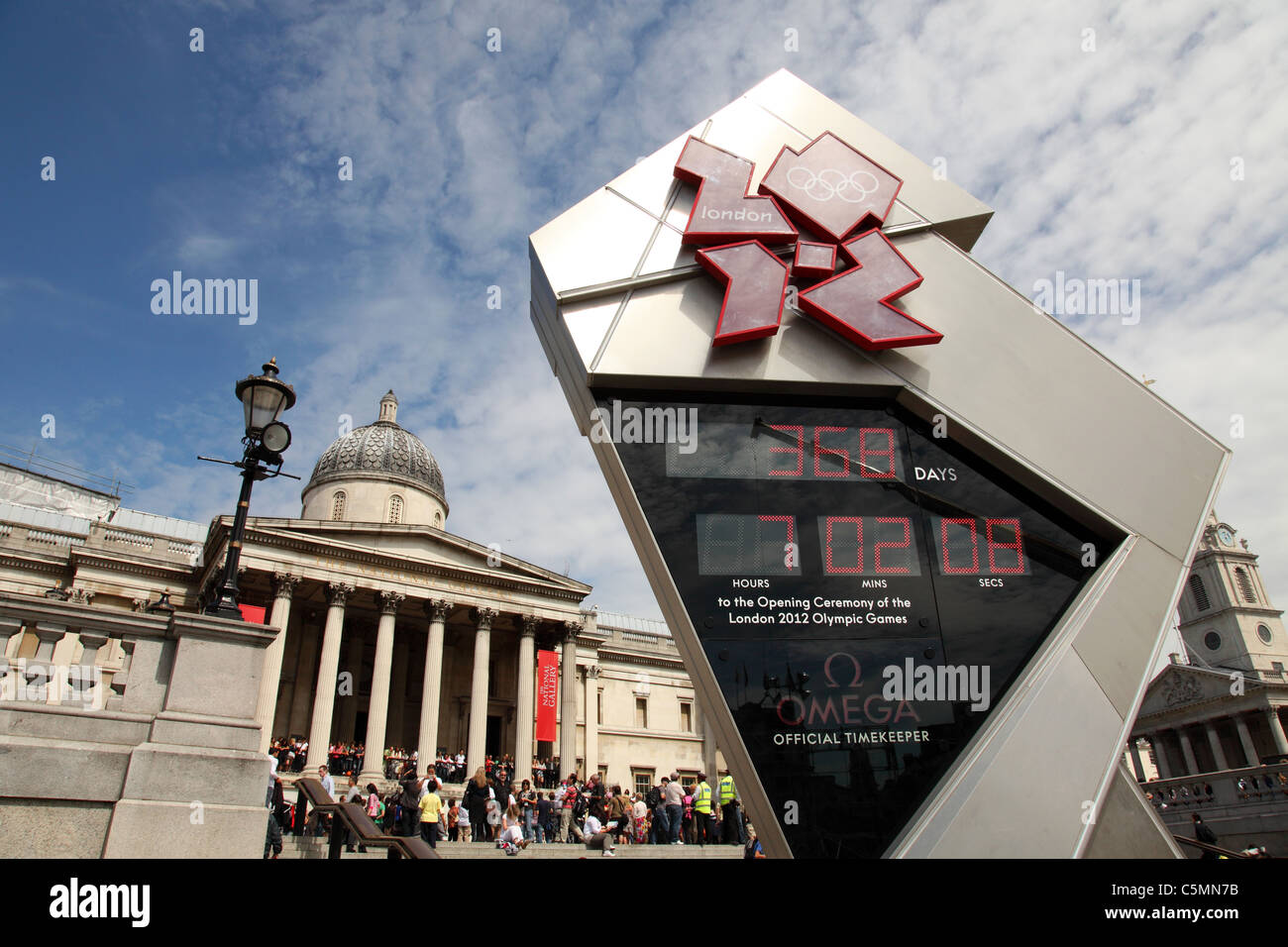 Les Jeux Olympiques d'horloge de compte à rebours à Trafalgar Square, Londres, Angleterre, Royaume-Uni Banque D'Images