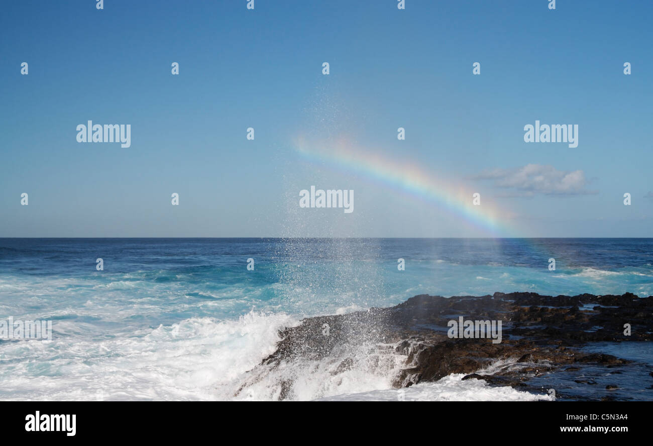 En effet arc-en-ciel vague freinage Banque D'Images