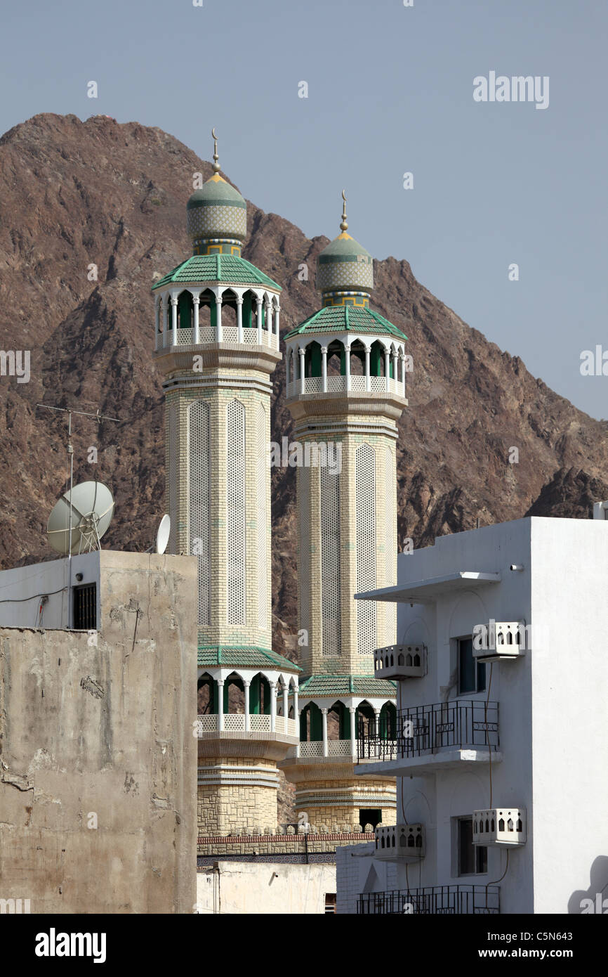 Minaret d'une mosquée à Muscat, Sultanat d'Oman Banque D'Images