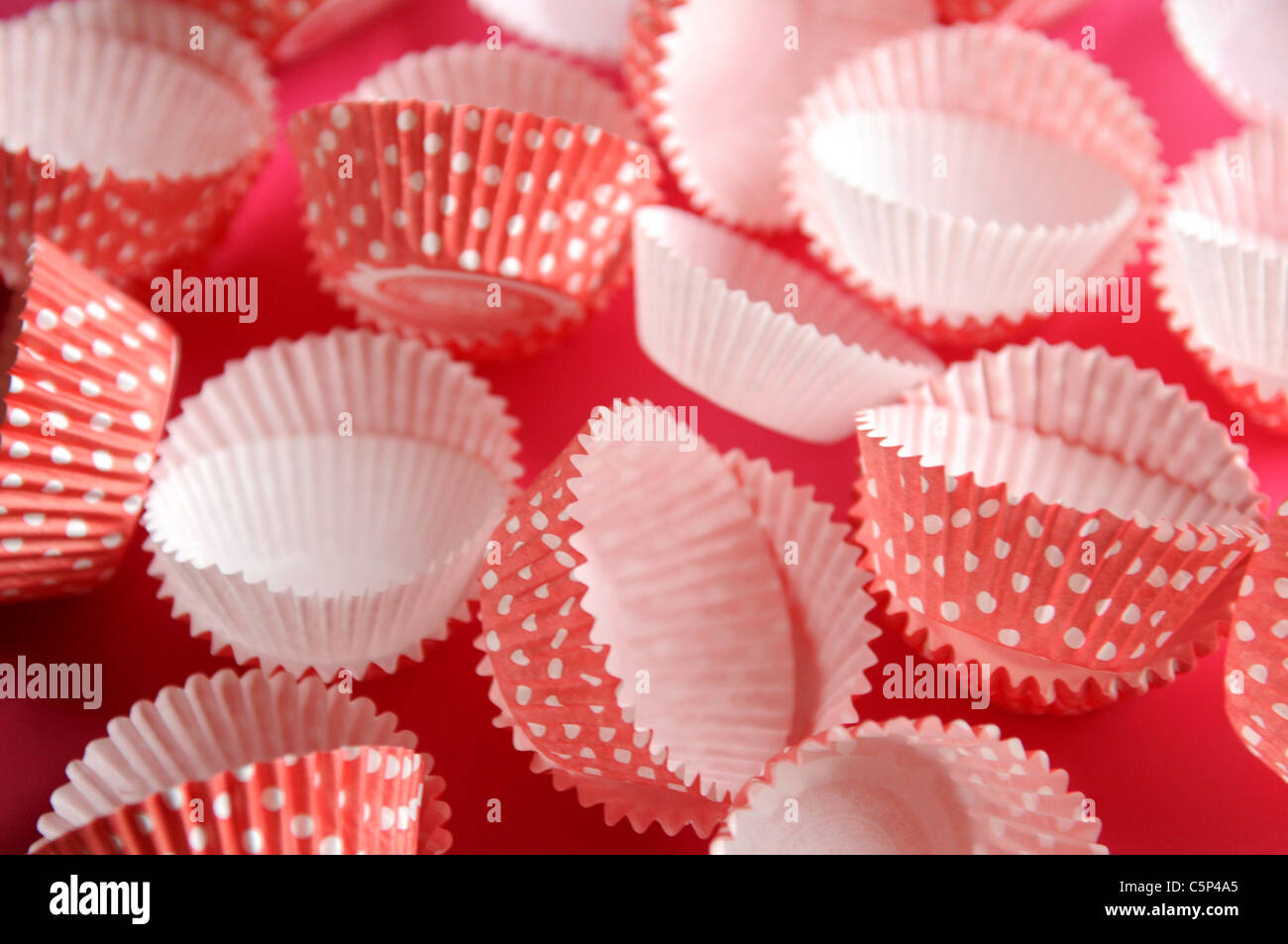 Cas Muffin rose à pois blancs Banque D'Images