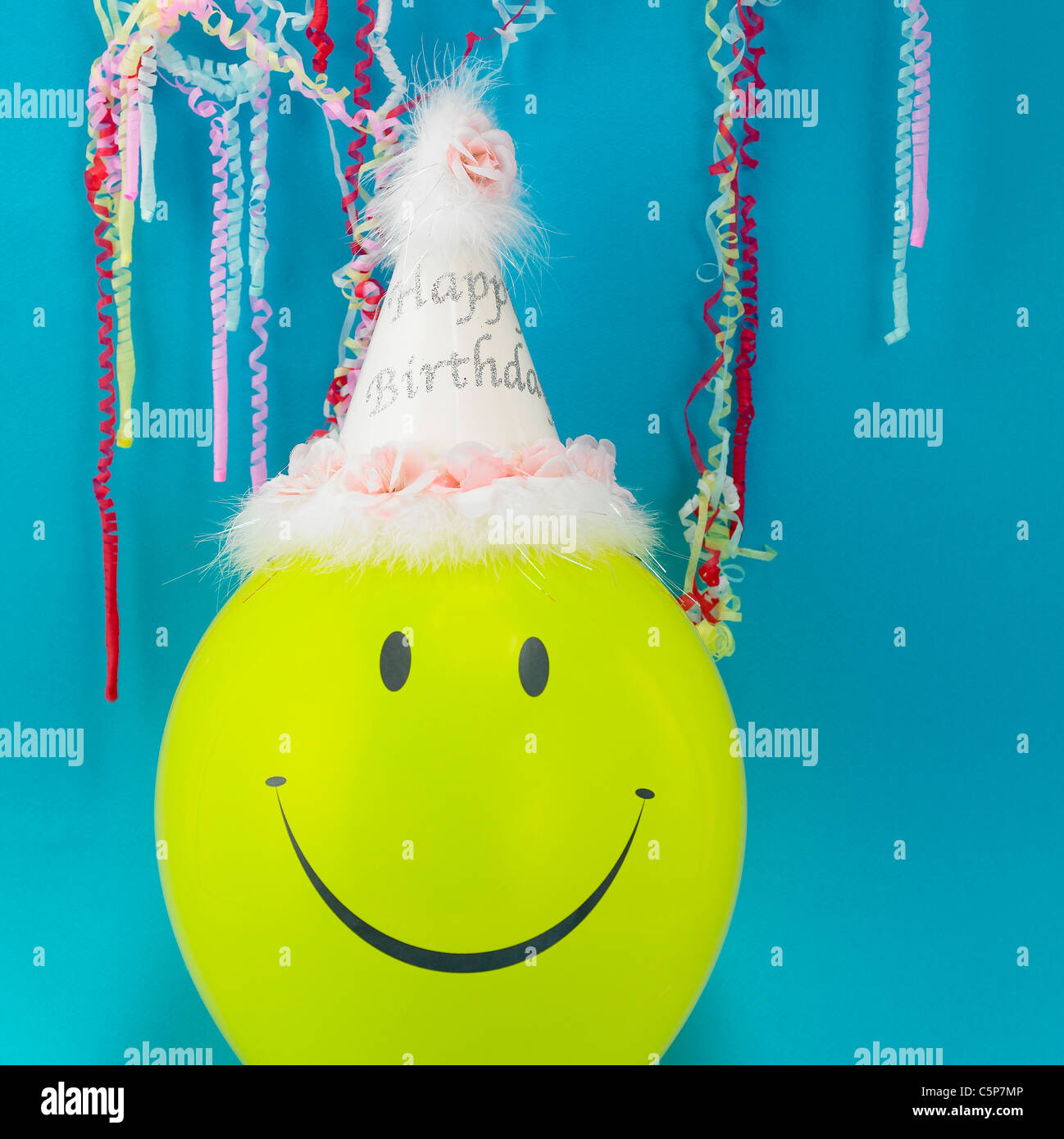 Un ballon wearing party hat Banque D'Images