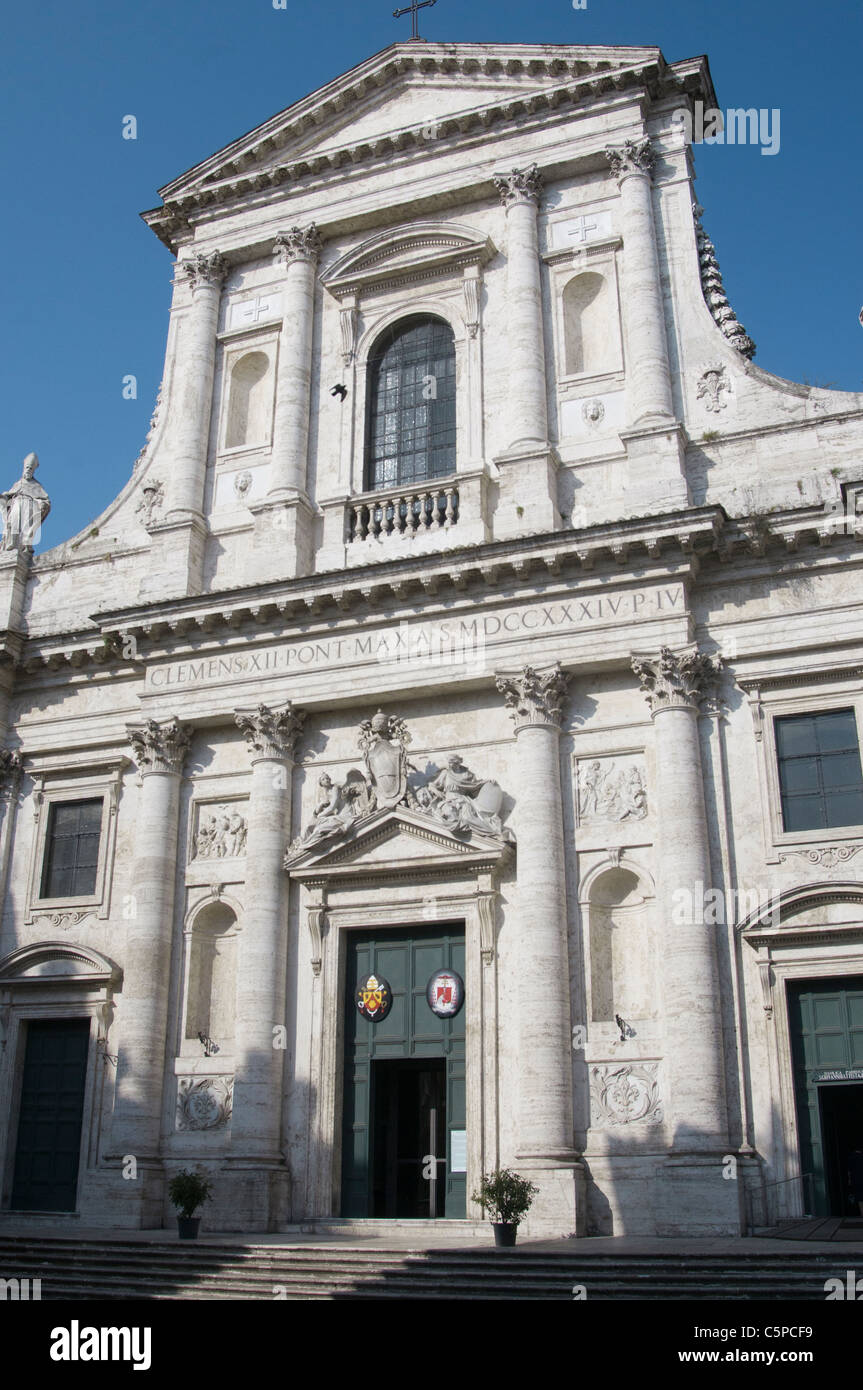 16e siècle Chiesa di San Giovanni Battista dei Fiorentini a été commandé par le Pape Léon X de Médicis, Rome Banque D'Images
