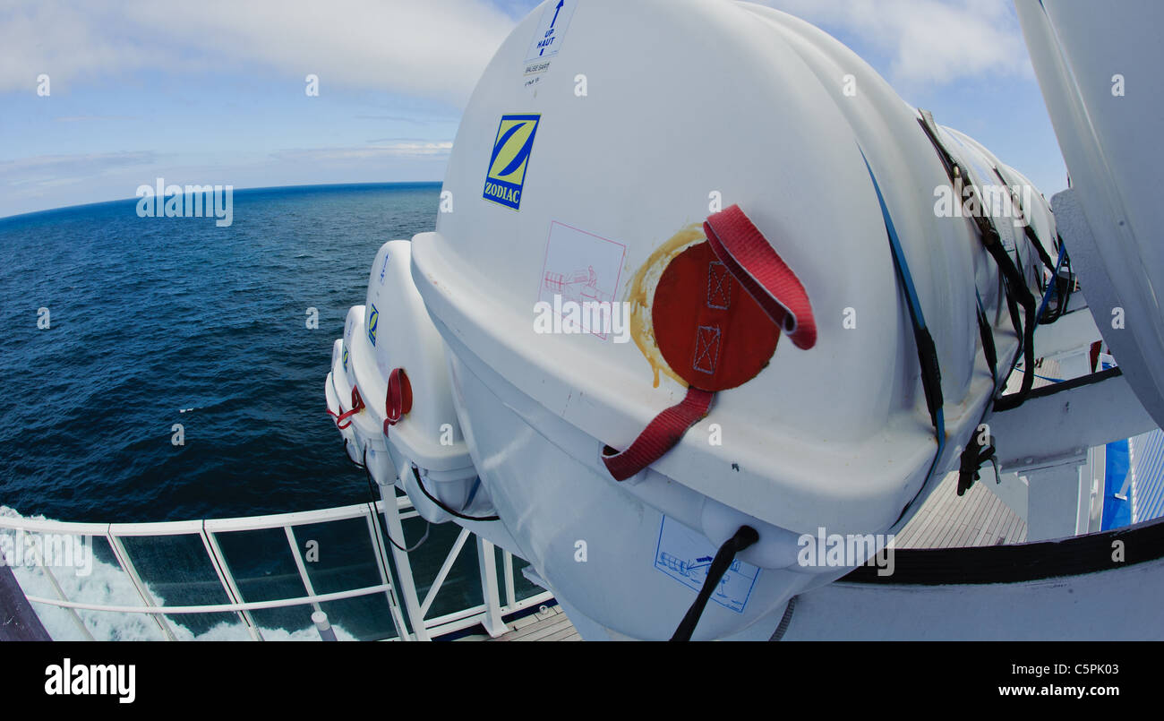 Les radeaux sur la Brittany Ferries mv Pont Aven Banque D'Images