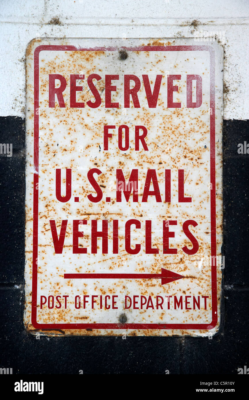 Old rusted réservés aux véhicules us mail Ministère des postes signer Nashville Tennessee USA Banque D'Images