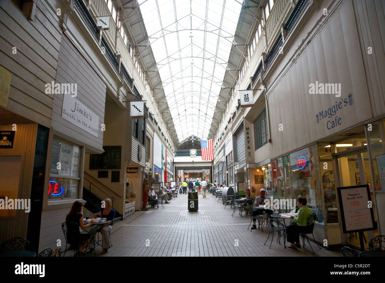 L'arcade commerçante couverte Nashville Tennessee USA Banque D'Images