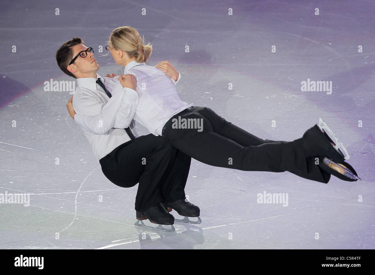 Figure Skating : Sinead Kerr et John Kerr(Fra) d'effectuer pour LOTTE présente l'ICE 2011. Banque D'Images