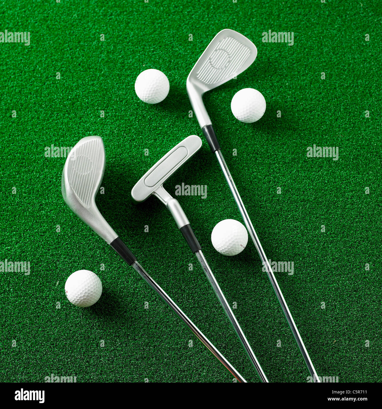 Balles de golf et clubs de golf Banque D'Images