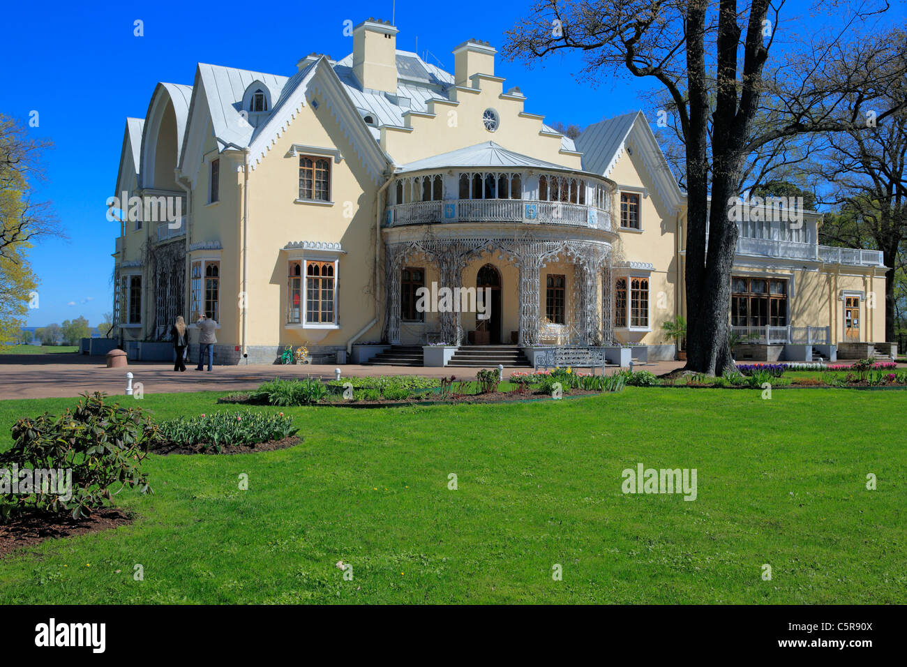 Alexandria park. 'Cottage' palace (1826-1829), architecte Adam Menelas, Peterhof, près de Saint-Pétersbourg, Russie Banque D'Images