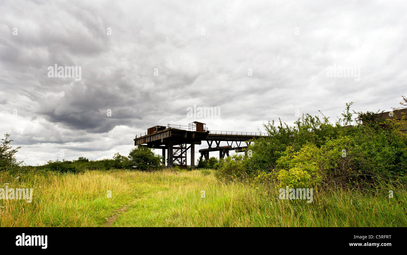 Les vestiges de l'Occidental Petroleum sur la jetée de Southend-on-Sea dans l'Essex. Banque D'Images