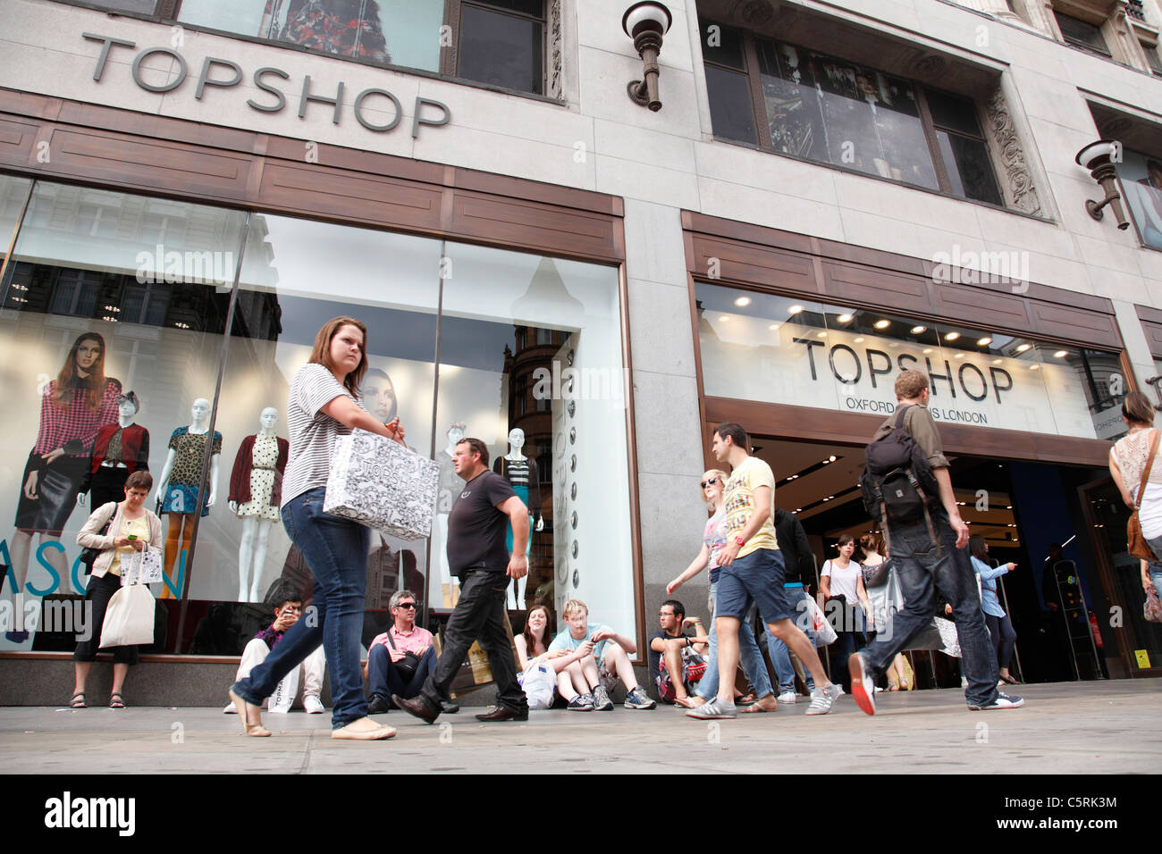 Le magasin Topshop, Oxford Circus, Oxford Street, Londres, Angleterre, Royaume-Uni Banque D'Images
