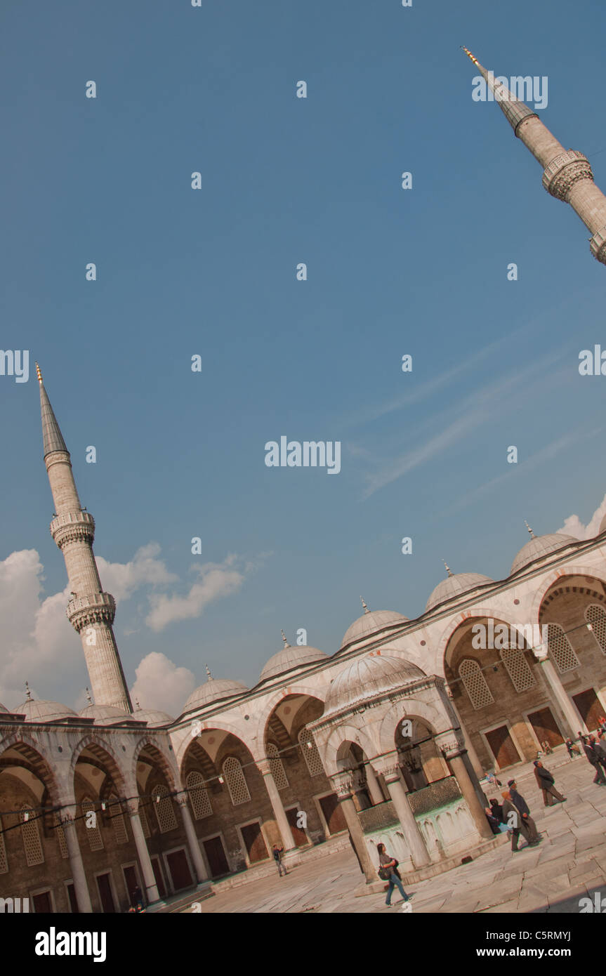 La cour, la Mosquée Bleue, Istanbul, Turquie Banque D'Images