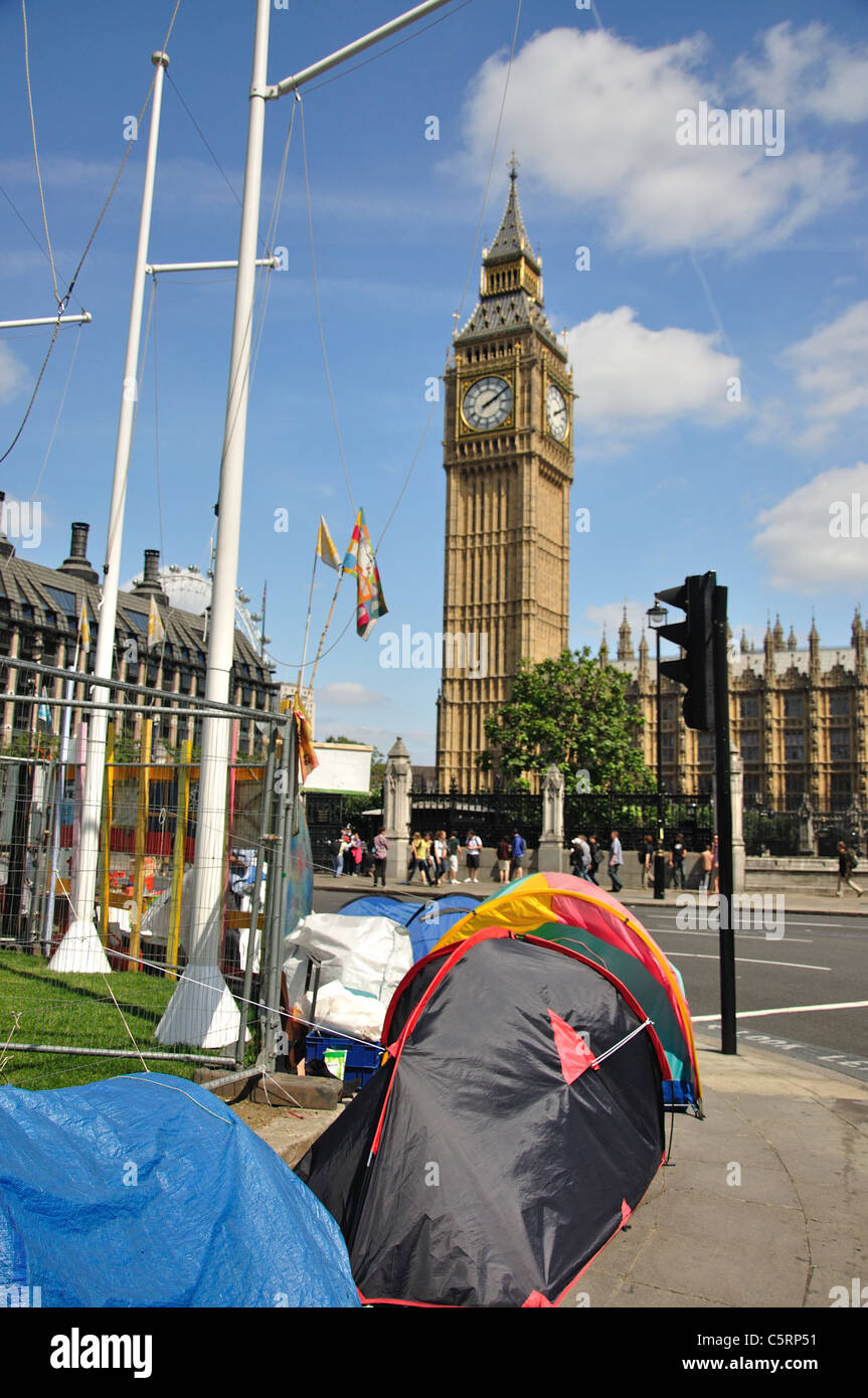 Camp de protestation à la place du Parlement, Westminster, City of westminster, Greater London, Angleterre, Royaume-Uni Banque D'Images