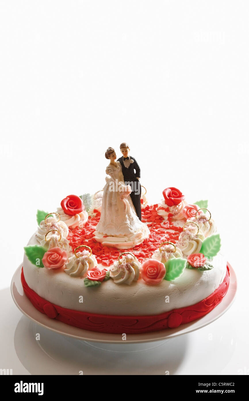 Wedding Cake topper avec Bride and Groom, elevated view Banque D'Images