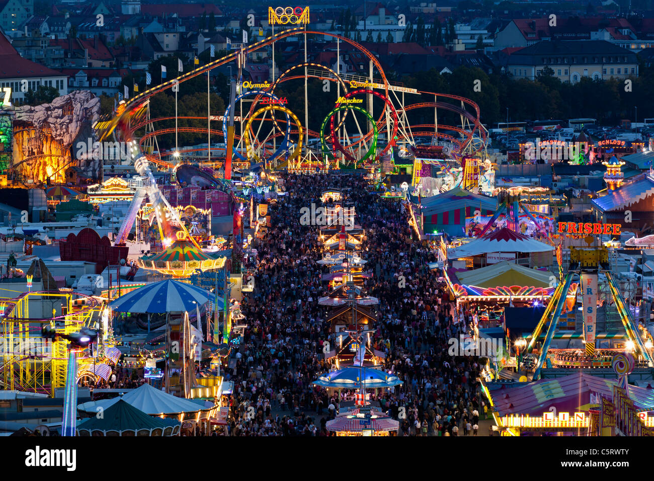 Germany, Bavaria, Munich, vue de la nuit juste Oktoberfest Banque D'Images