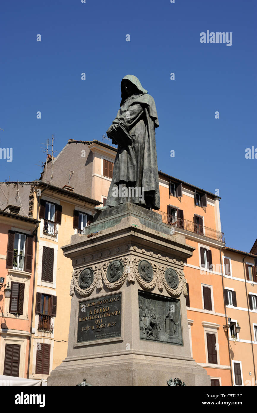 Italie, Rome, Campo de' Fiori, Giordano Bruno Banque D'Images