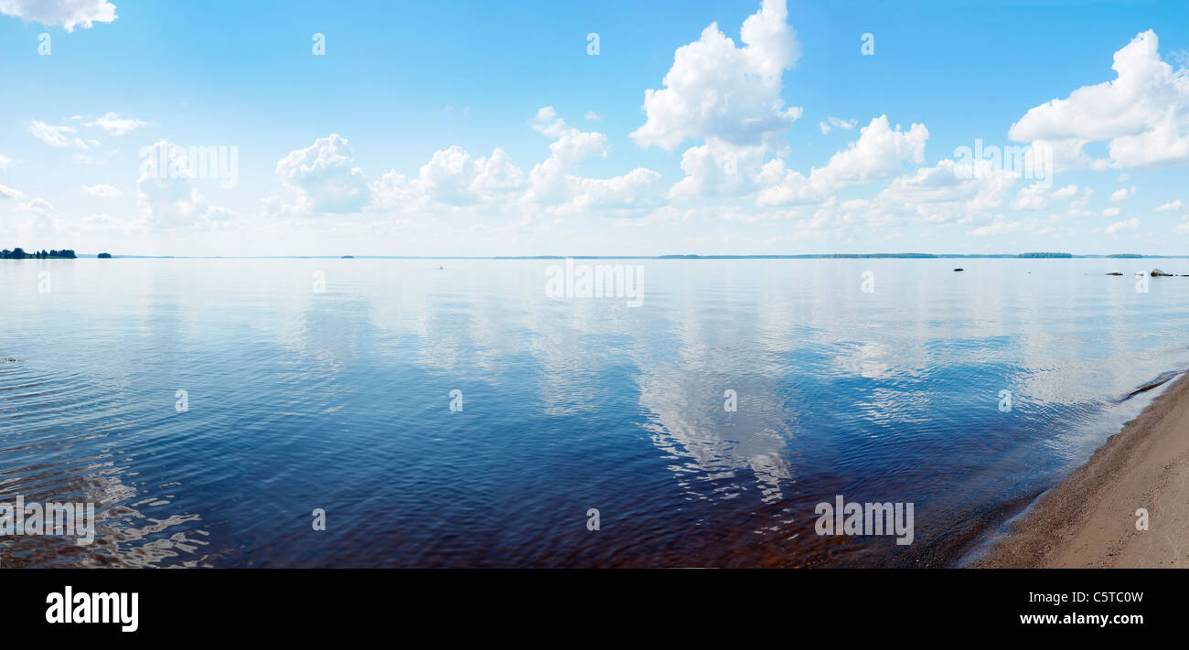 Paysage Lac finlandais : Lac Lappajärvi. Banque D'Images