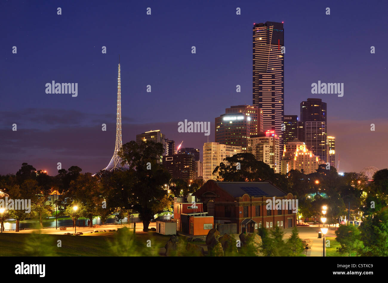 L'Australie, Victoria, vue de Melbourne Central Business District (CBD) et la rivière Yarra Banque D'Images