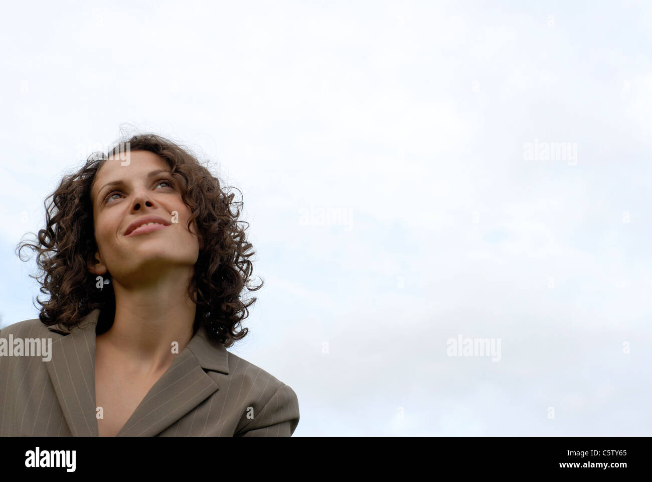 Young business woman, smiling, portrait Banque D'Images