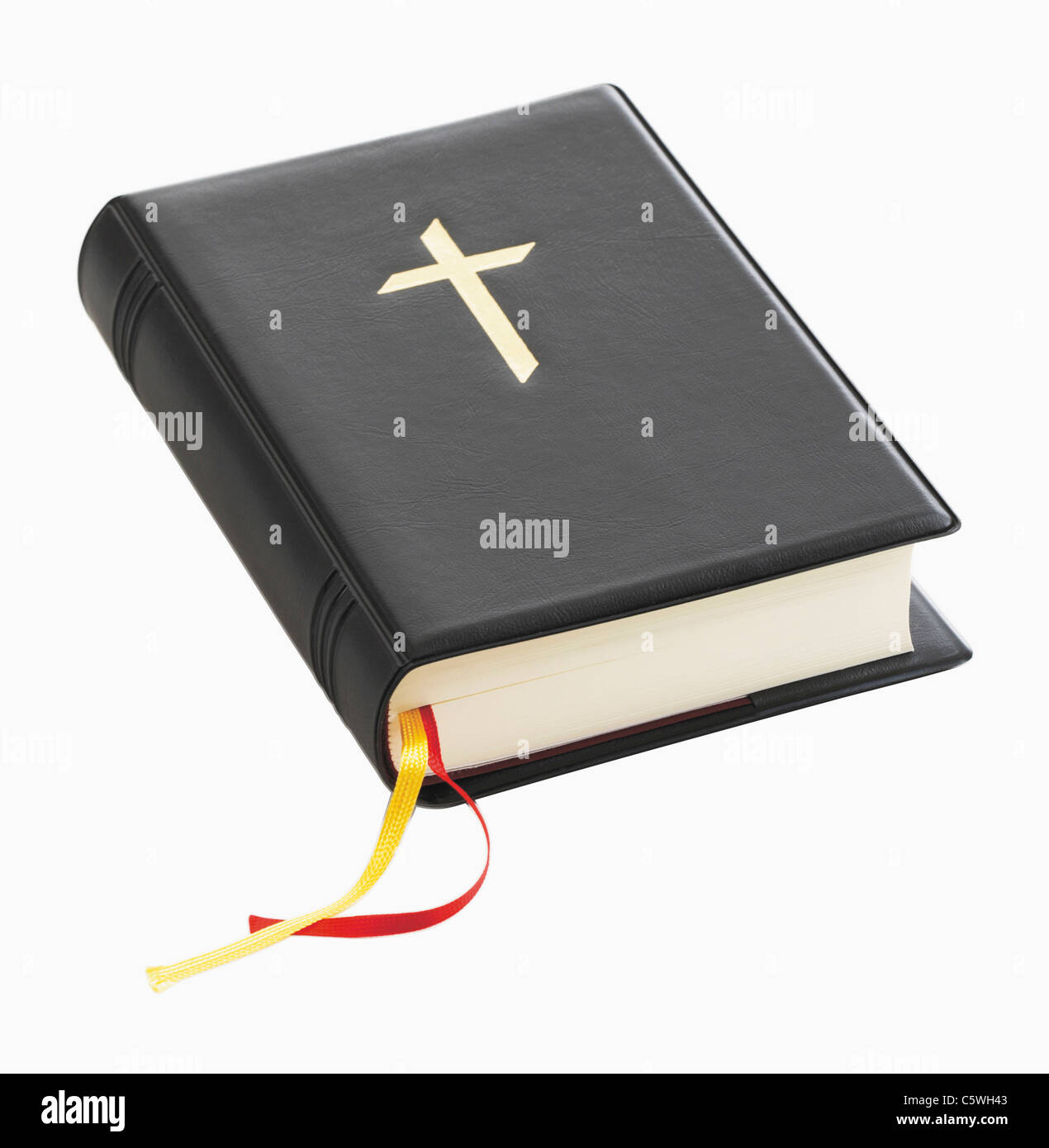 Bible chrétienne against white background, Close up Banque D'Images