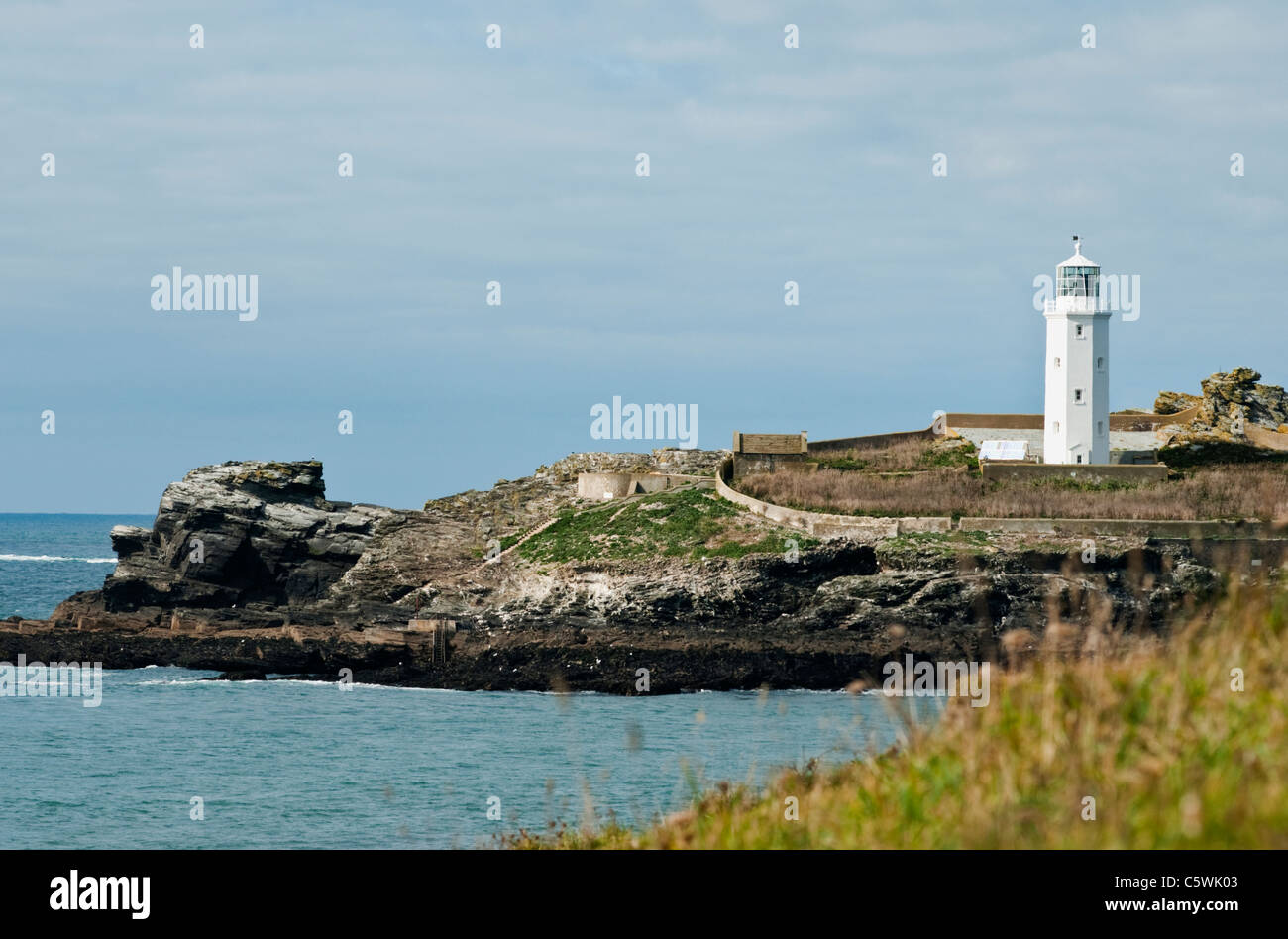 Le phare sur l'île de Godrevy proximité St Ives, Cornwall. Banque D'Images