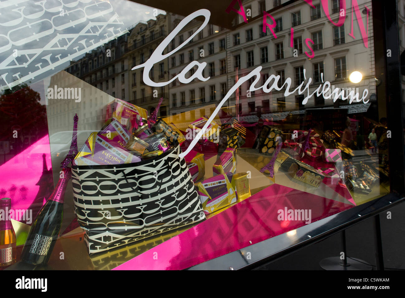 Fenêtre boutique Fauchon, Place de la Madeleine, Paris, France Banque D'Images