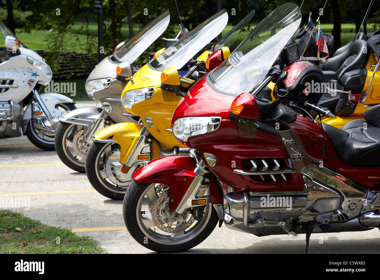 Rangées de motos Honda Goldwing touring Lynchburg , NEW YORK , USA Banque D'Images