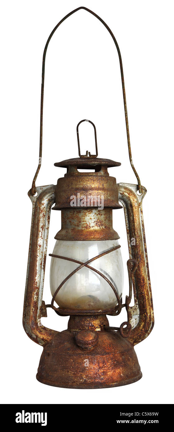 Ancienne lampe à pétrole isolé sur fond blanc Banque D'Images