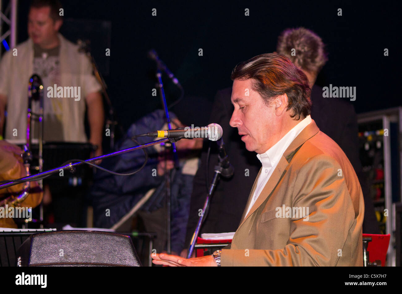 Jools Holland et son rythme et blues orchesra Wickham au festival 2011 Banque D'Images
