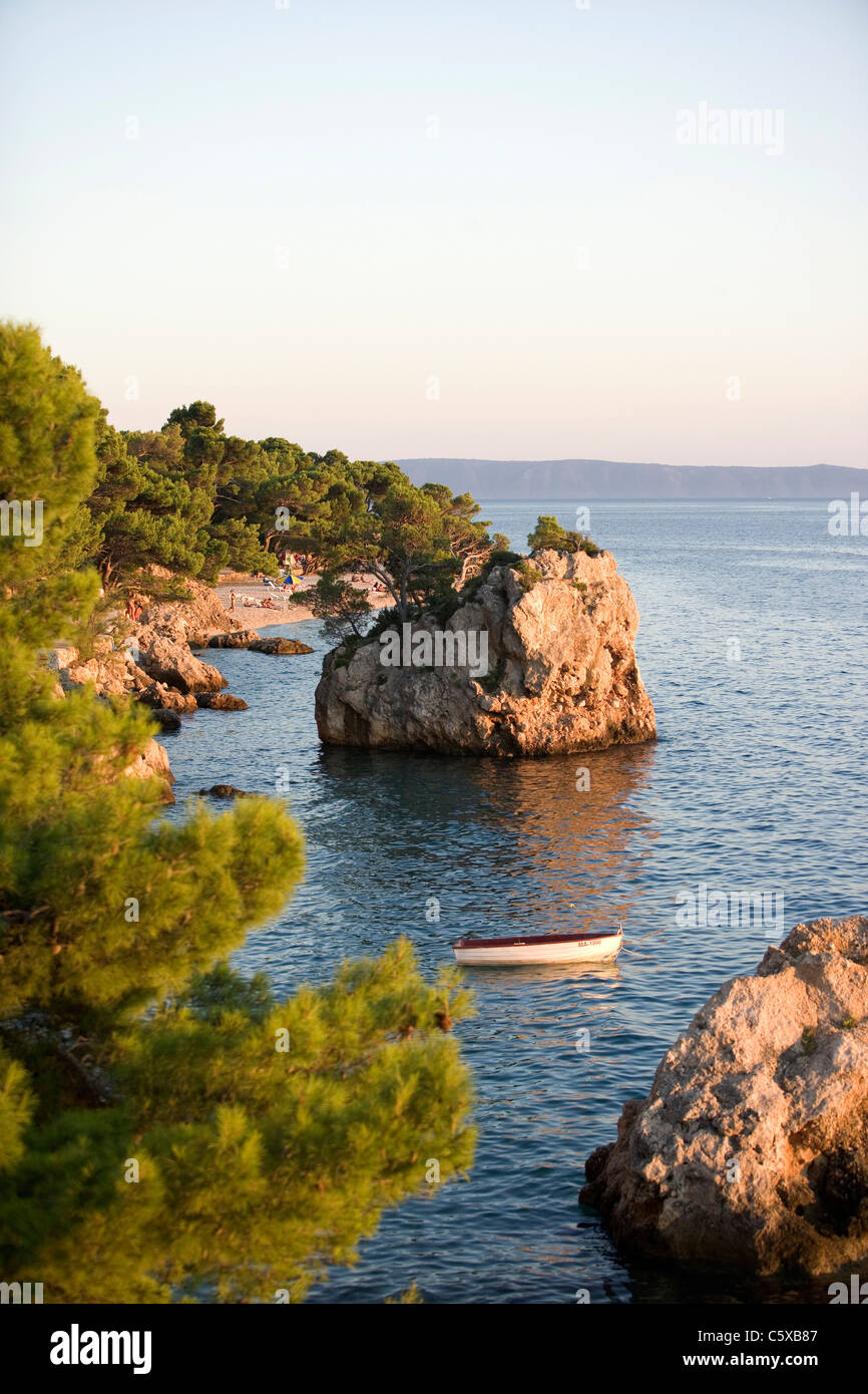 La Croatie, Makarska Riviera, côte rocheuse Banque D'Images