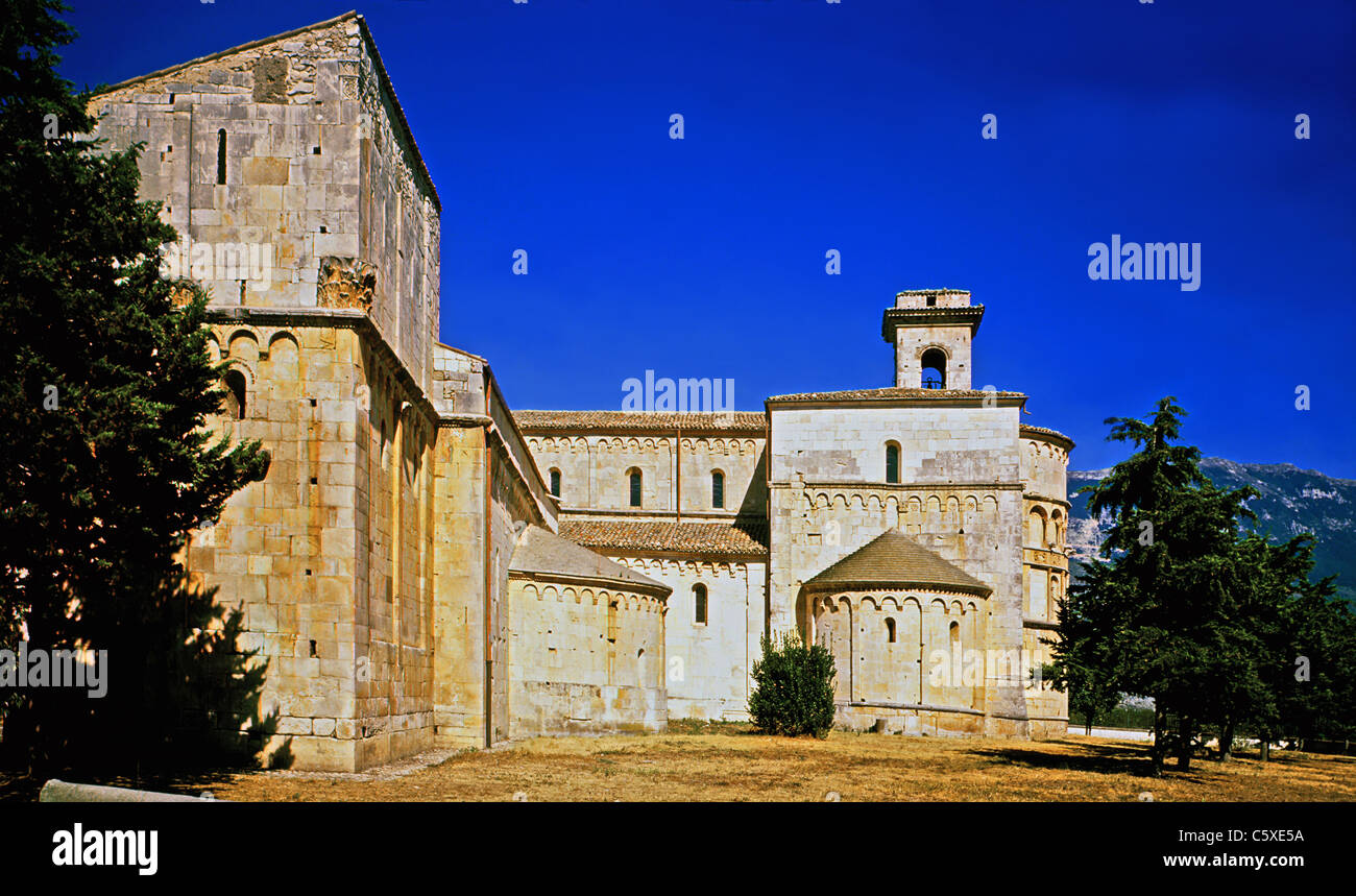 Corfinio(L'Aquila).St.Lupino église de XI-XII siècle. Banque D'Images