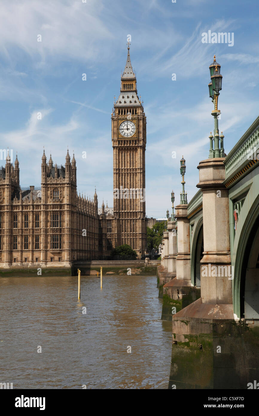 Big Ben et Westminster Bridge, Westminster, Londres, Angleterre, Royaume-Uni Banque D'Images