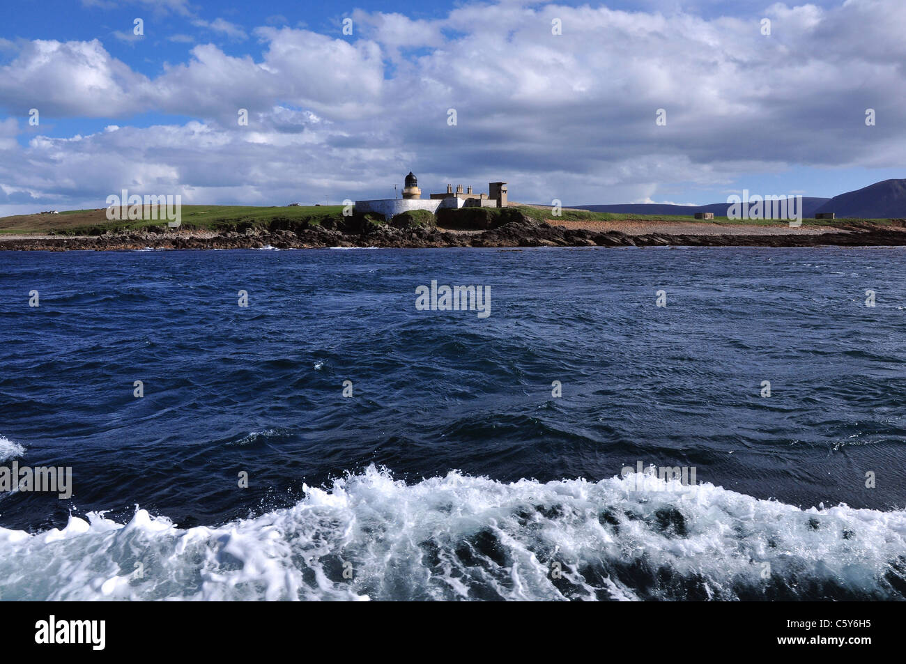 Oxan faible sur le phare de l'Île Graemsay, Orcades, en Écosse. Banque D'Images
