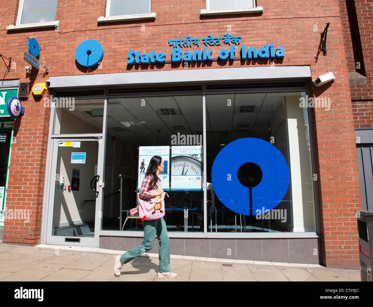 Une succursale de la Banque nationale de l'Inde à Leicester, Angleterre, Royaume-Uni Banque D'Images