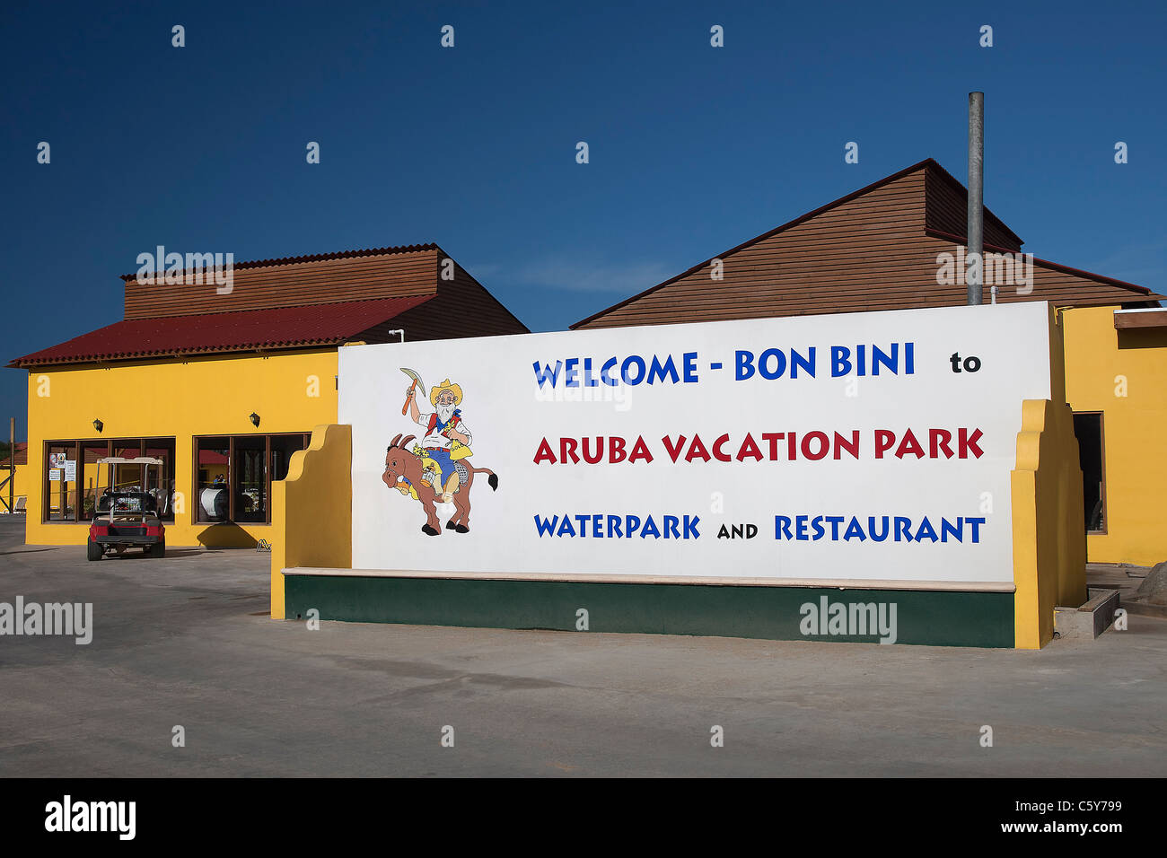 Waterpark et restaurant au parc de vacances Aruba (Botte de résidence), Hooiberg, près de Santa Cruz, Aruba, Antilles néerlandaises Banque D'Images