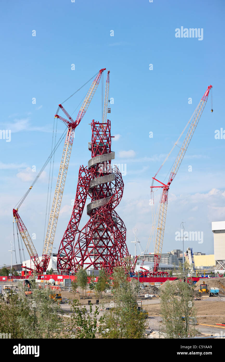 L'ArcelorMittal Orbit, en construction Banque D'Images