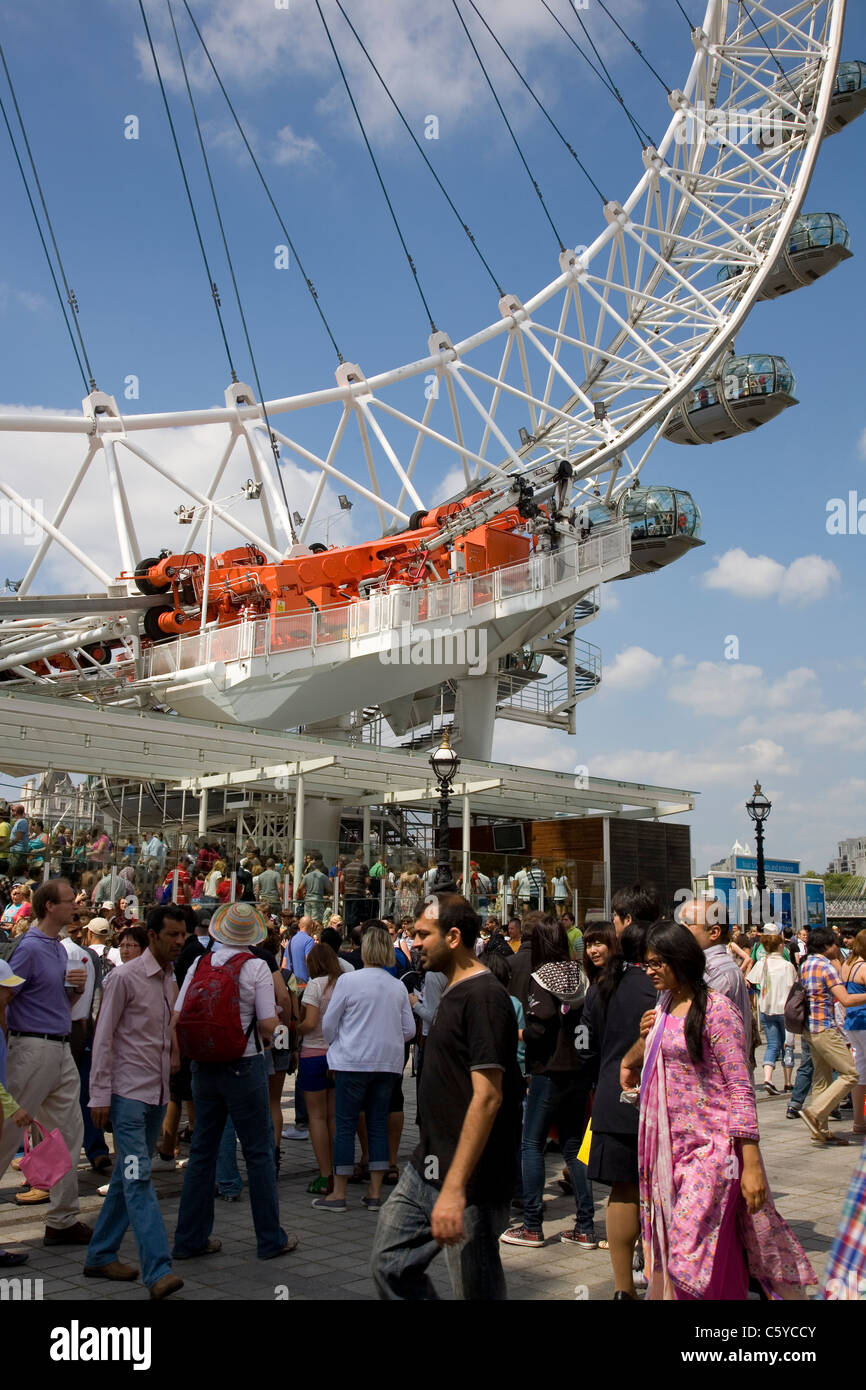 London Eye foules Banque D'Images