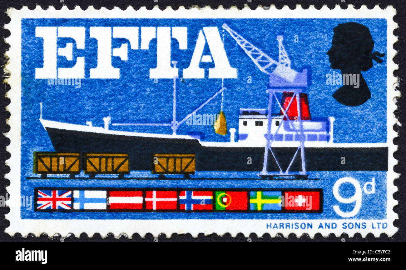 Timbre-poste britannique 9d'Association européenne de libre-échange AELE publié le 20 février 1967 Banque D'Images