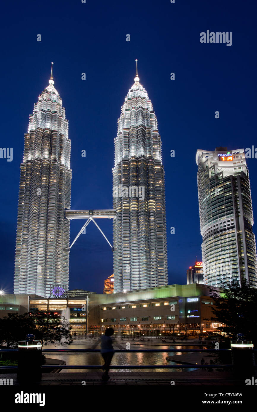 Les Tours Petronas à Kuala Lumpur, Malaisie Banque D'Images