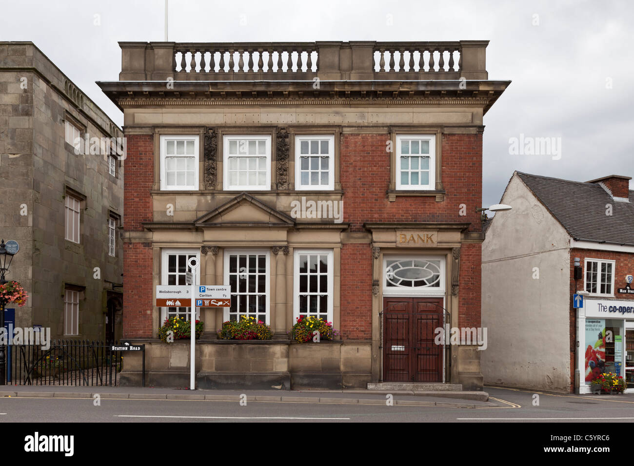 Bank Building, B-6742, Leicestershire, construit 1904, maintenant partie de l'école de grammaire Dixie Banque D'Images