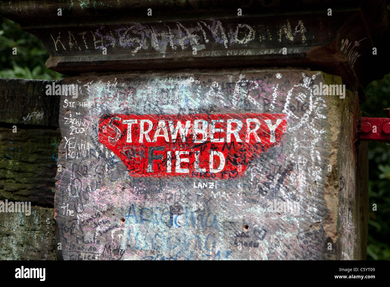 Champ de Fraises signer , Liverpool Banque D'Images