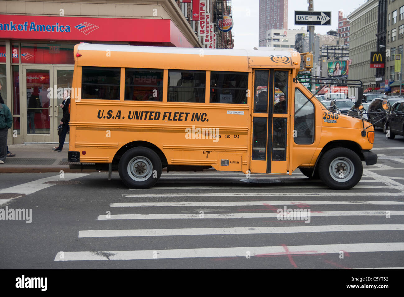 American school bus dans la ville de New York, l'Amérique Banque D'Images