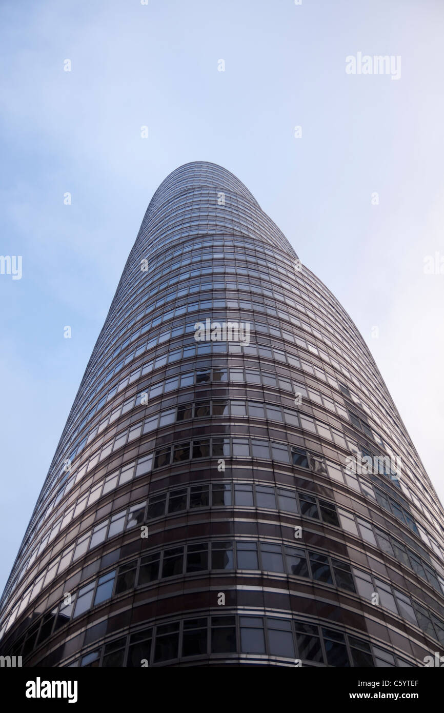 Le Bâtiment Rouge à Lèvres Alias 53e Au Troisième à New
