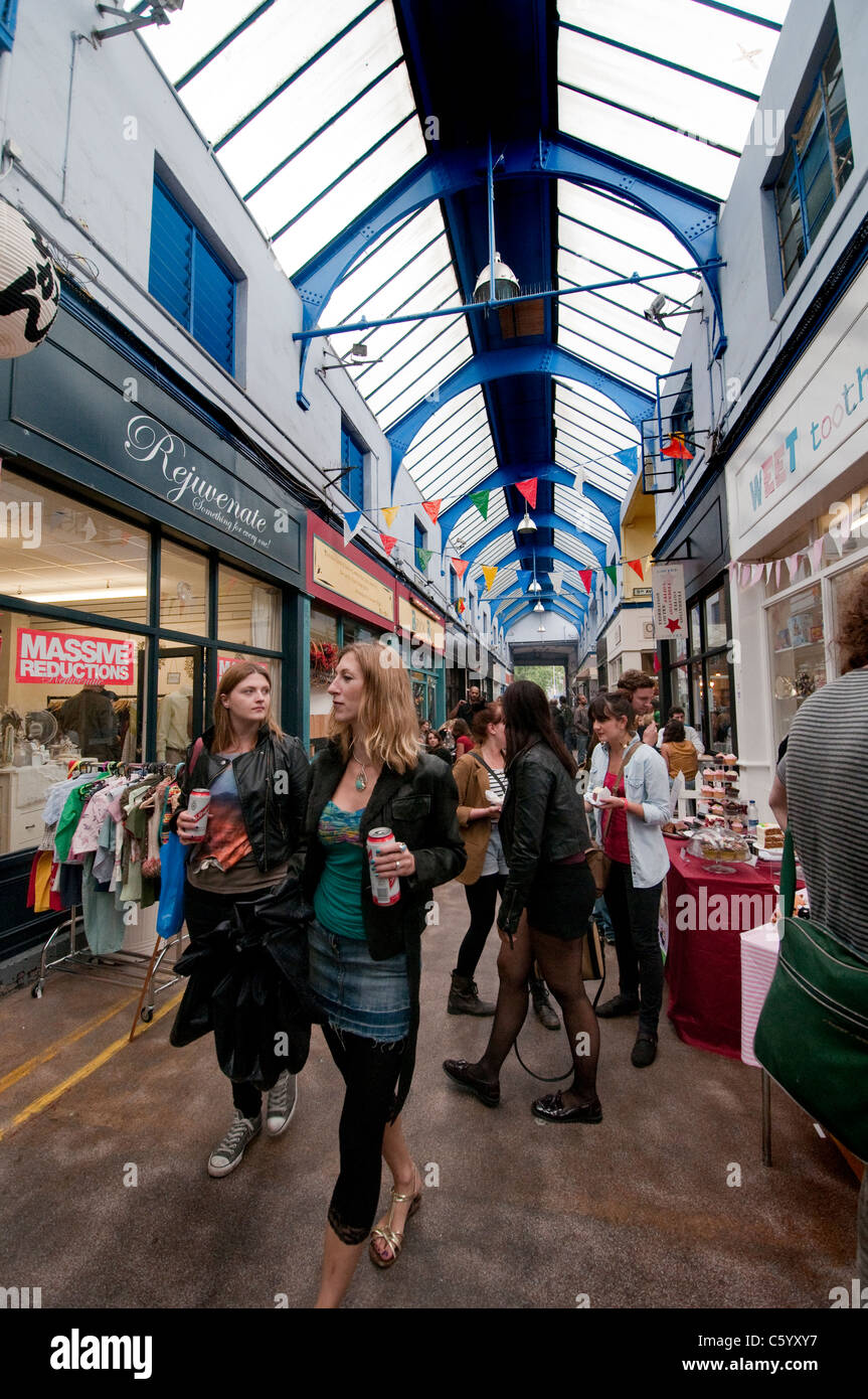 Brixton 'Village' dans la rue Granville Arcade récemment rénové dans le sud de Londres sur le marché de Brixton Banque D'Images