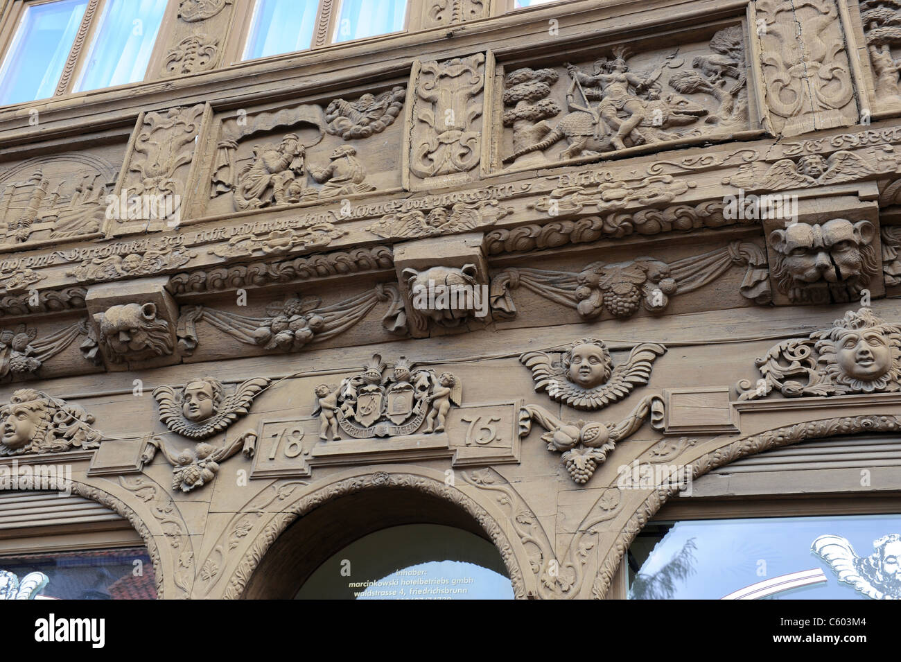 Cafe Bistro Krummelsches und Haus Wernigerode Harz dans le district de Saxe-anhalt Allemagne Allemagne Deutschland Le Krummelsche Banque D'Images